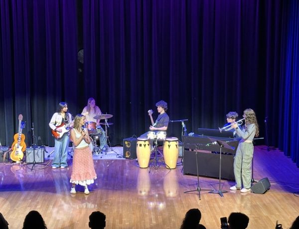Performance of "So Easy" By Olivia Dean